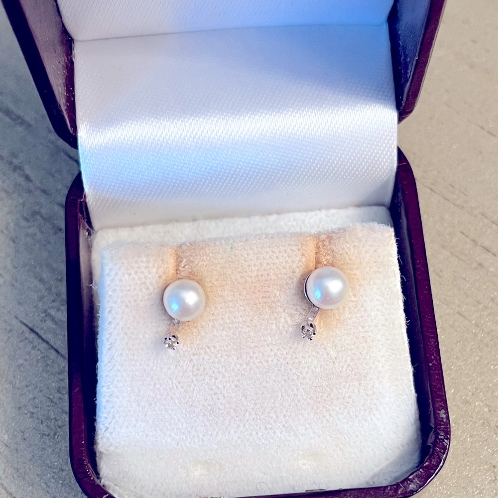 Pearl & Diamond studs